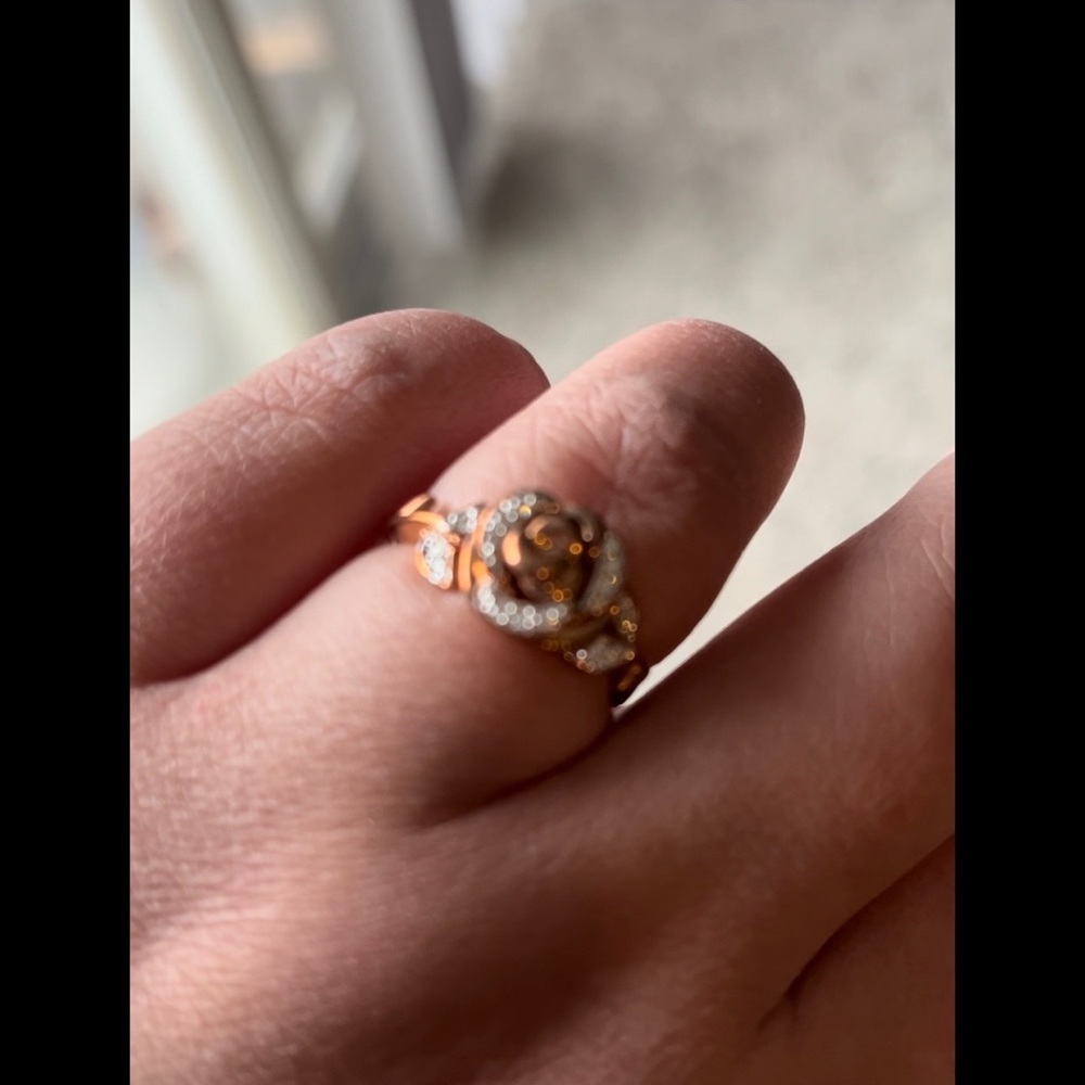 ✨ 3x HP ✨ Worn Twice Max. ✨ Belle 🥀 Ring w/ Real Diamonds ✨ - Picture 10 of 14